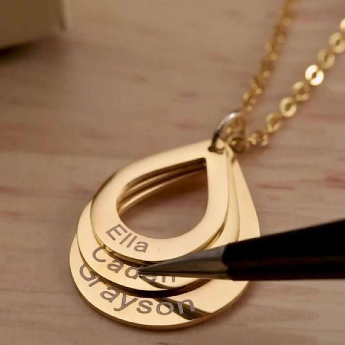 Personalized Engrave 3 Names Water Drop Pendant Necklace