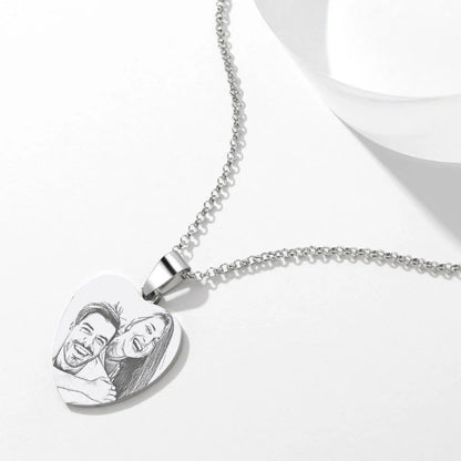 Personalized Heart-Shaped Photo Necklace Engraved Pendant Necklace