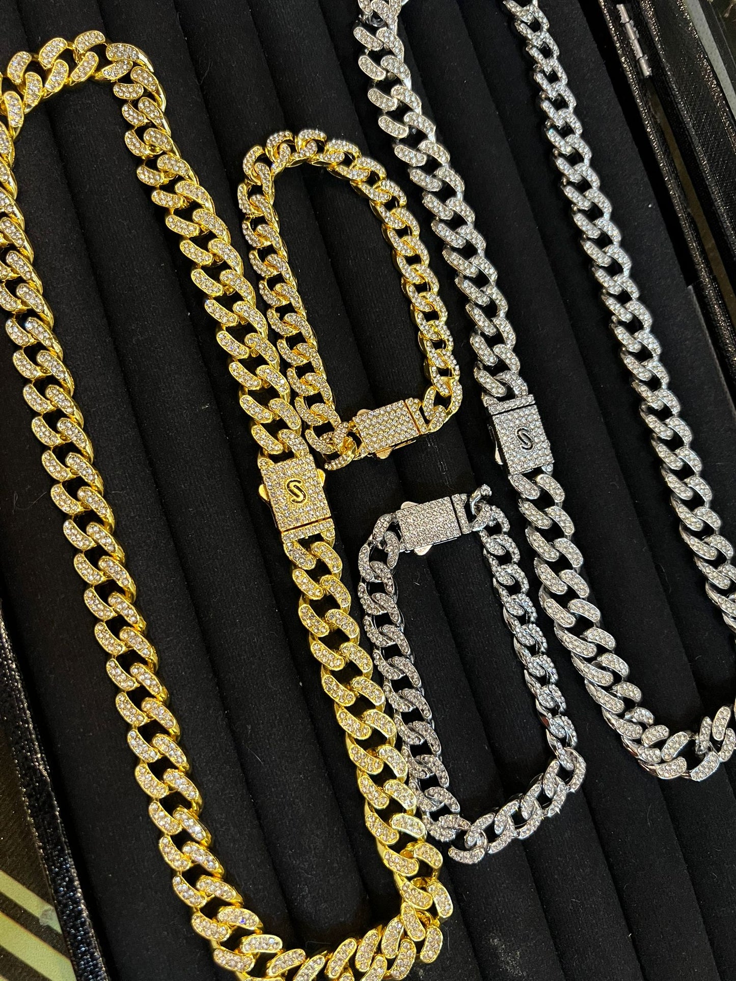 Iced Out Cuban Link Chain & Bracelet Set – Premium Gold & Silver Finish