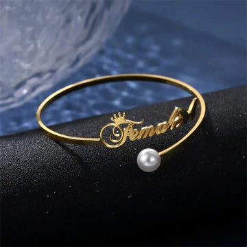 Crown-Fly Bangle Bracelet